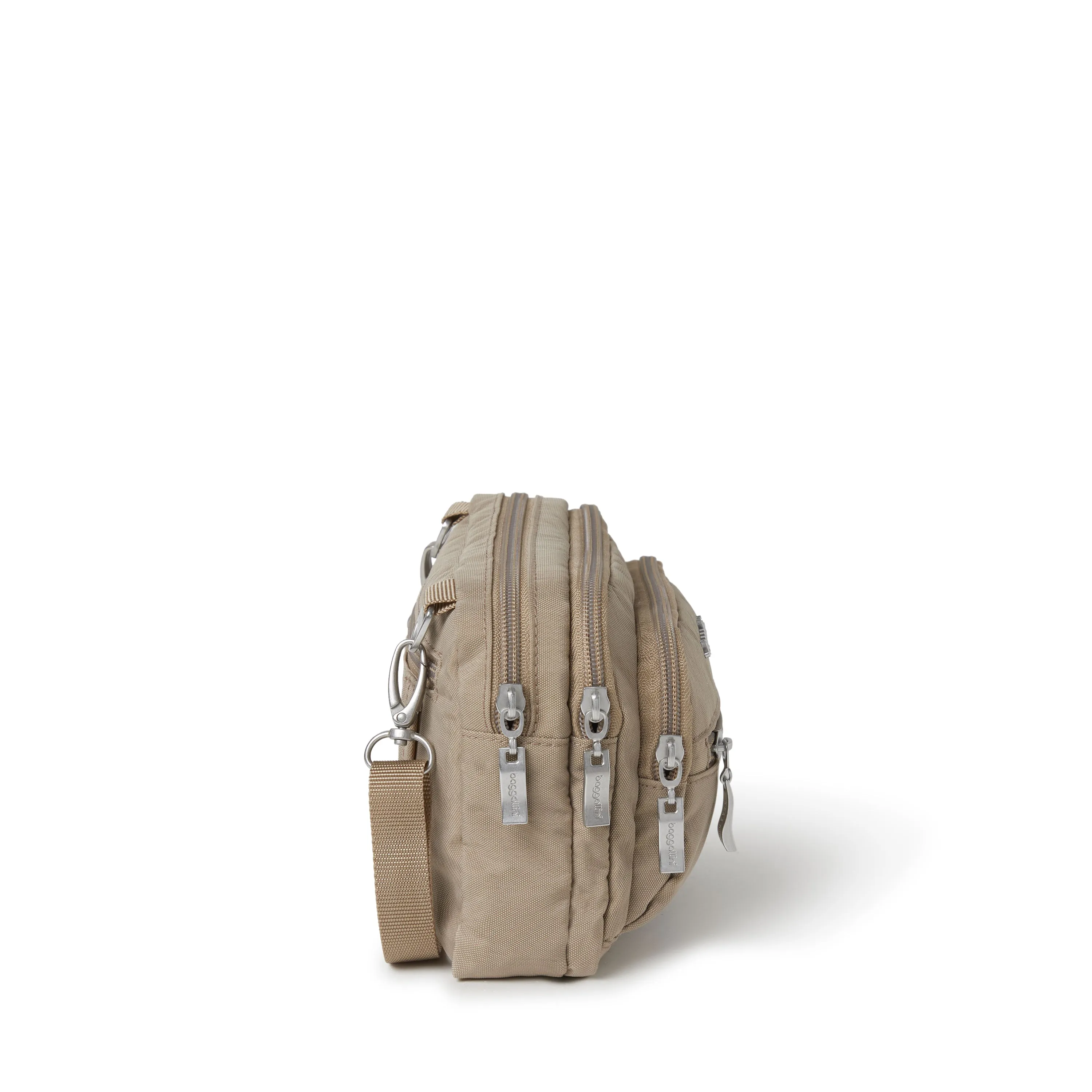 Baggallini Triple Zip Bagg Color: Beach