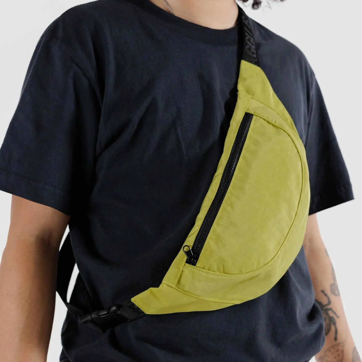 Baggu Crescent Fanny Pack in Lemongrass