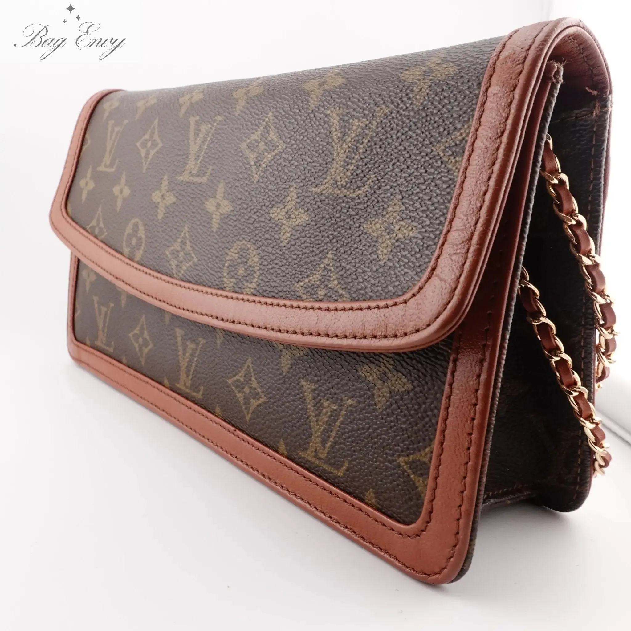 LOUIS VUITTON Monogram Dame PM with Chain