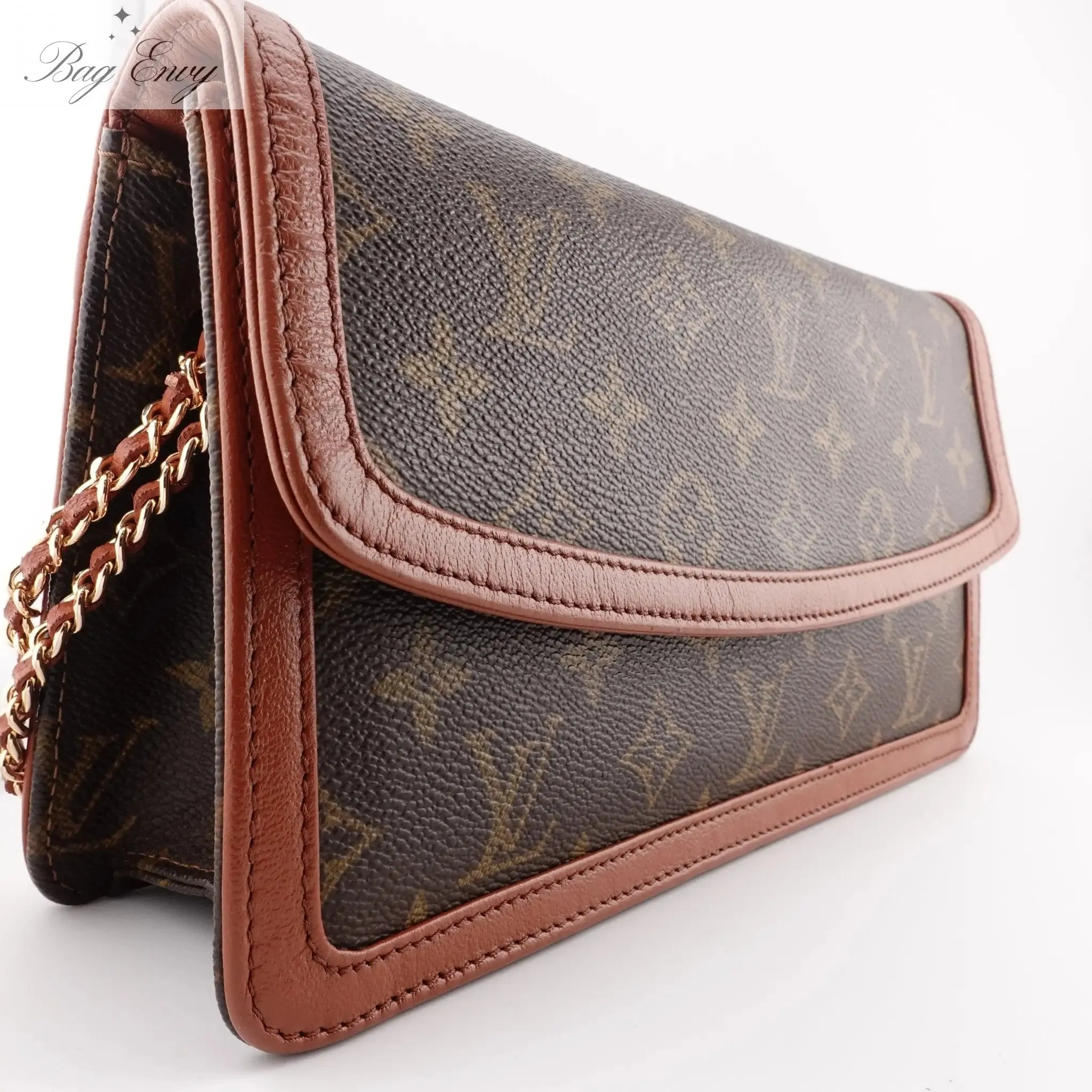 LOUIS VUITTON Monogram Dame PM with Chain