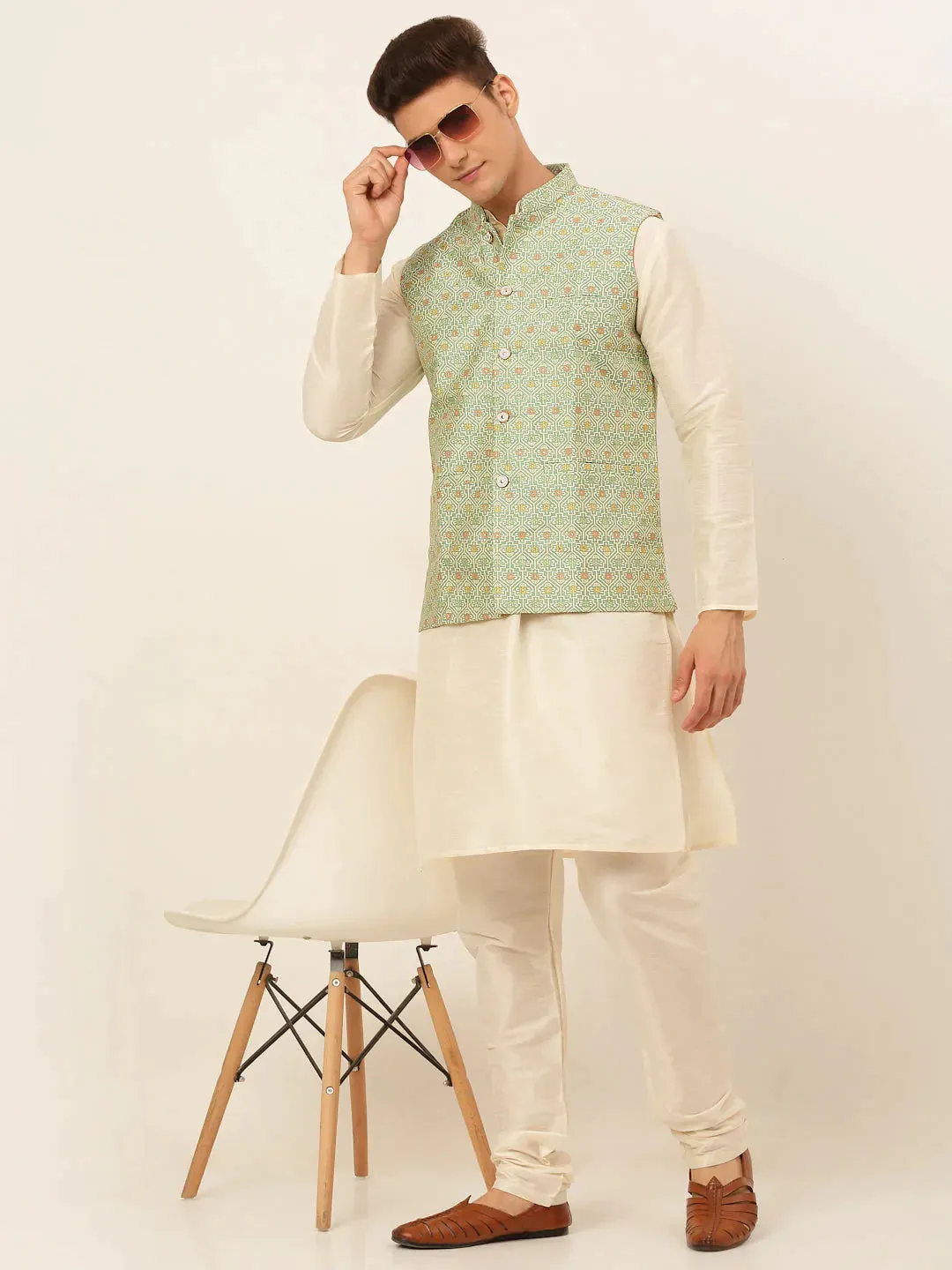 Men Green Embroidered Nehru Jacket