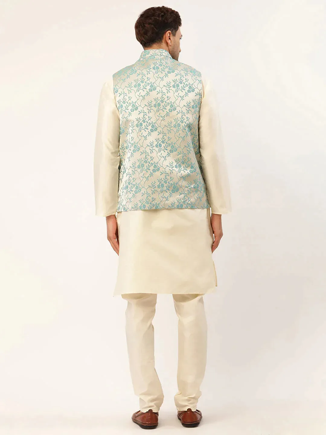 Men'S Solid Kurta Pyjama With Blue Floral Embroidered Nehru Jacket